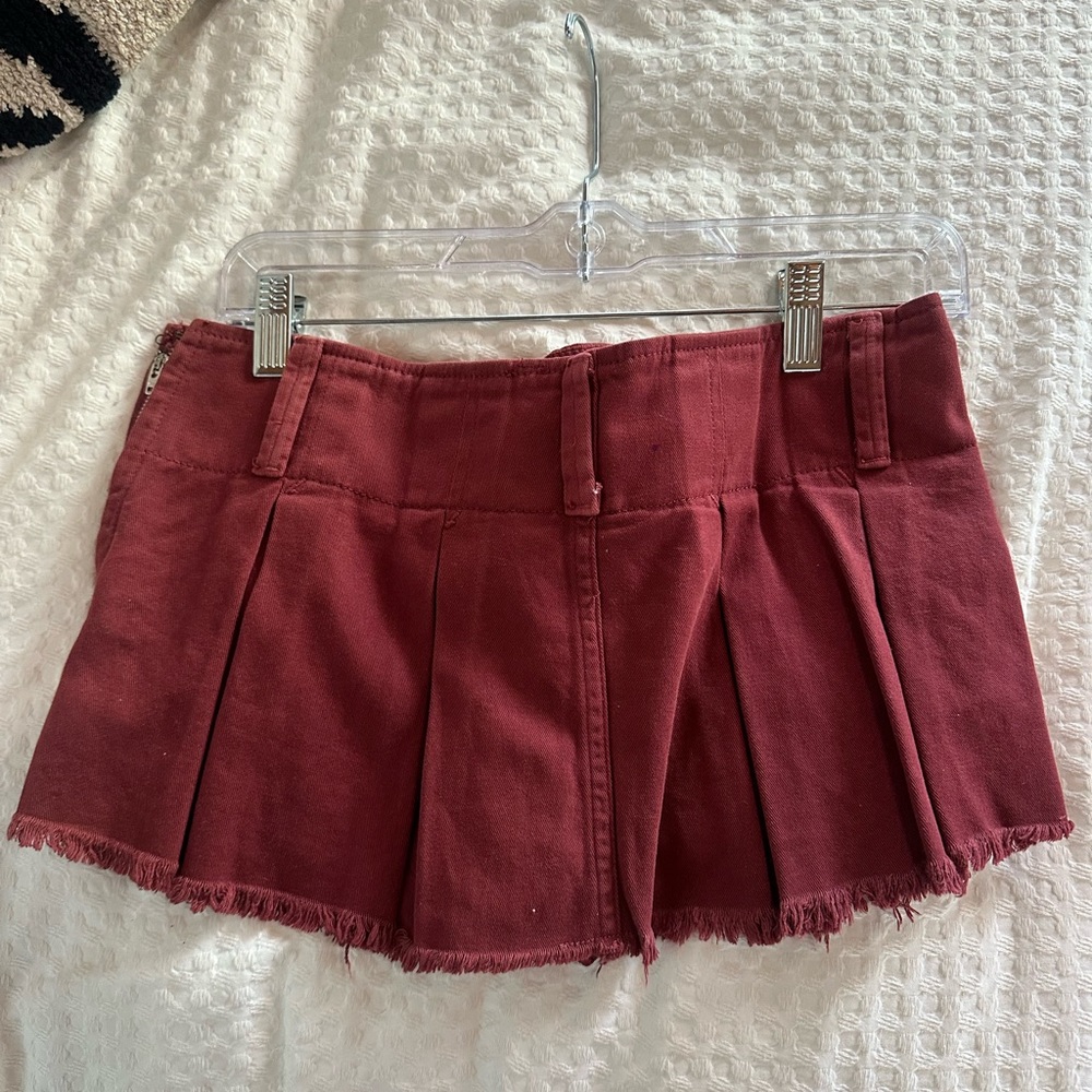 Free People Maroon Pleated Skorts